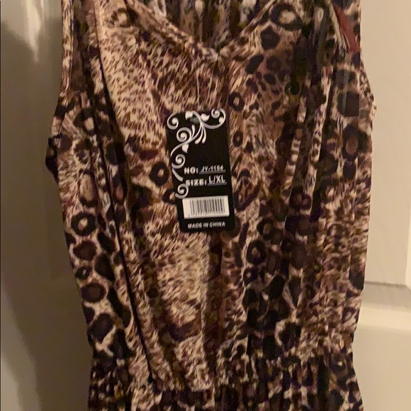 Cheetah romper l/xl - Picture 2 of 2